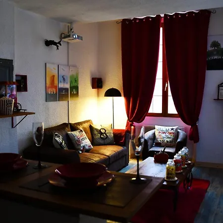 L'aparte H24,cosy,port,plage,wifi,netflix *